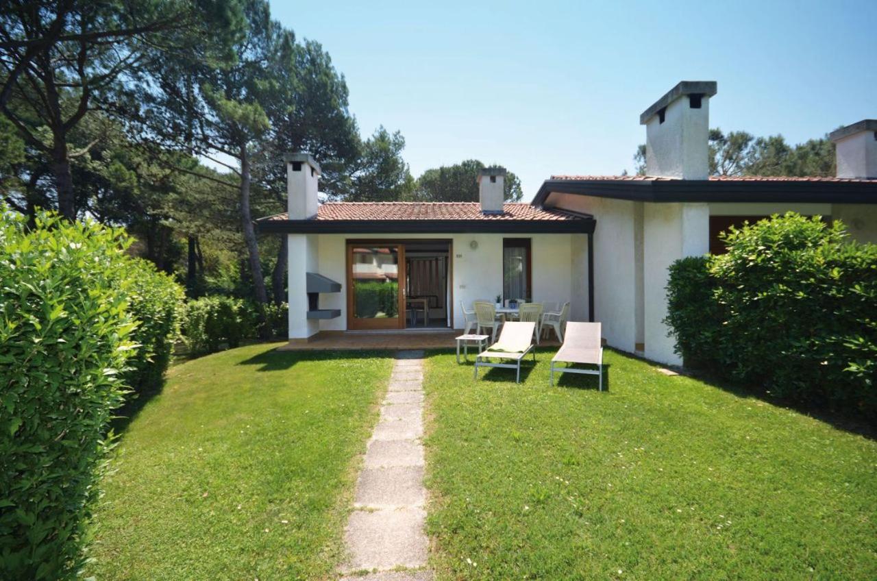 Villaggio Club Dei Pini Bibione Luaran gambar