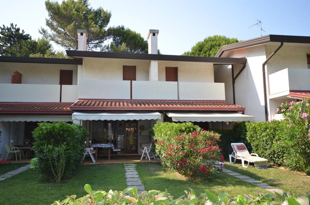 Villaggio Club Dei Pini Bibione Luaran gambar