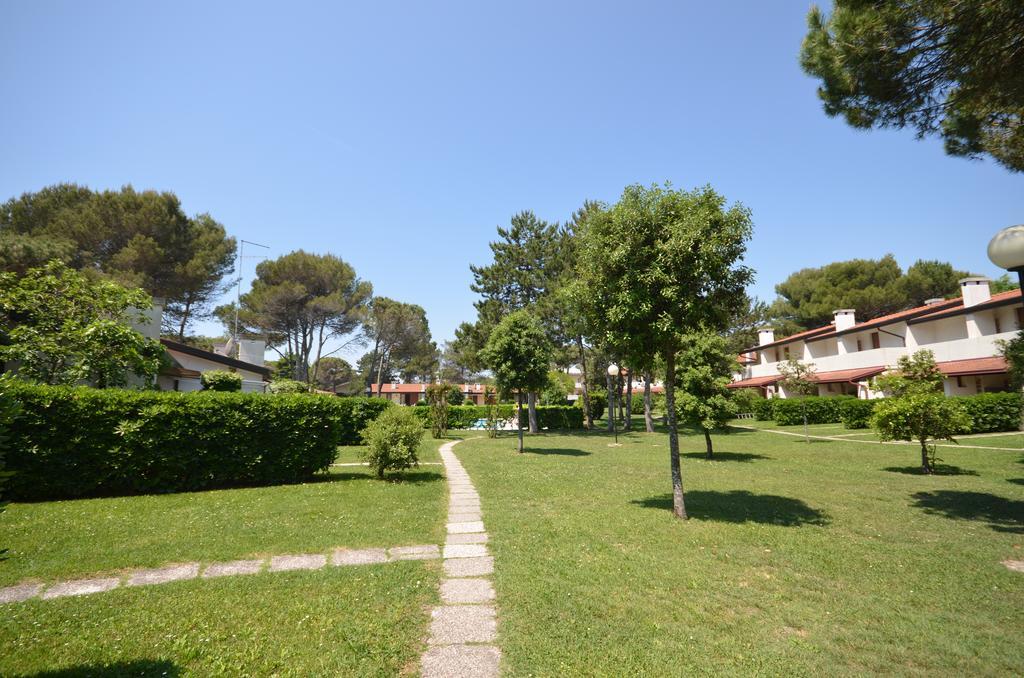 Villaggio Club Dei Pini Bibione Luaran gambar